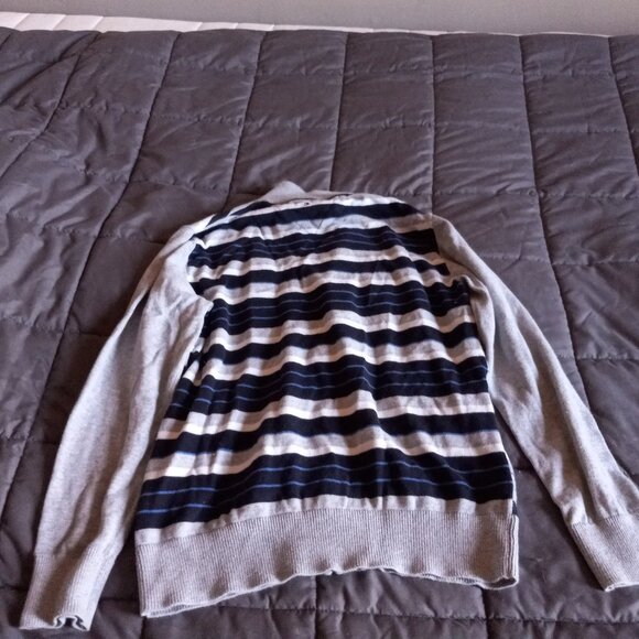 tommy hilfiger sweater boys size 12 - Picture 4 of 5